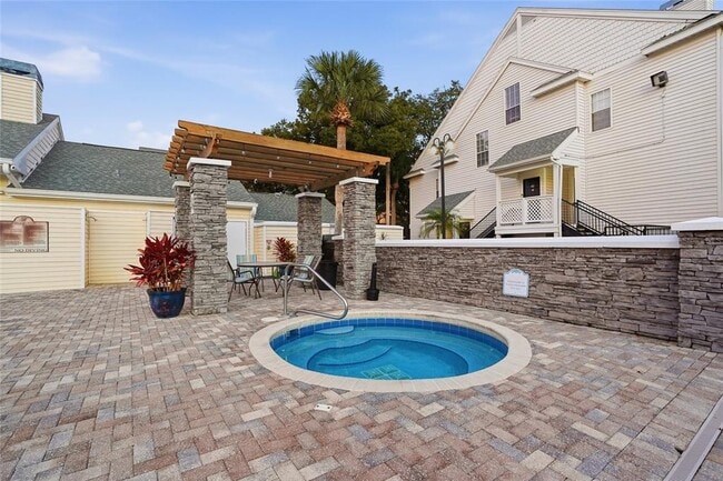 Building Photo - 3275 Haviland Ct