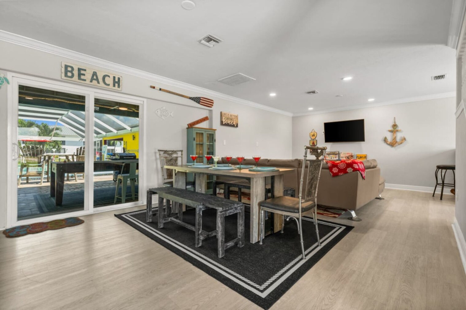 Building Photo - 1019 SE 40th St