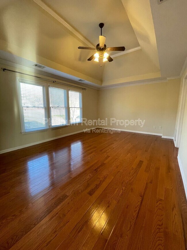 Building Photo - 2126 Malden Hill Dr