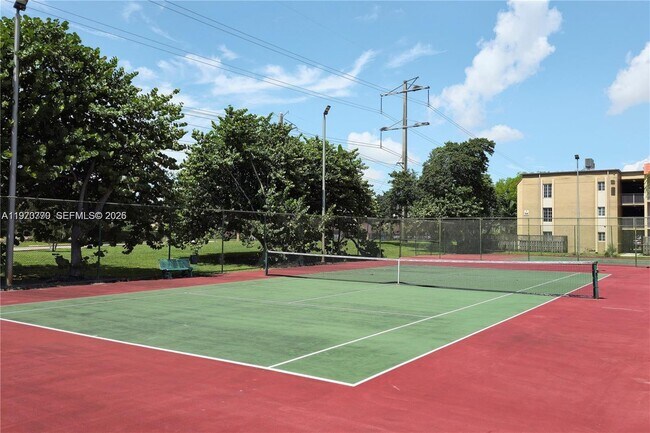 Building Photo - 5020 NW 79th Ave