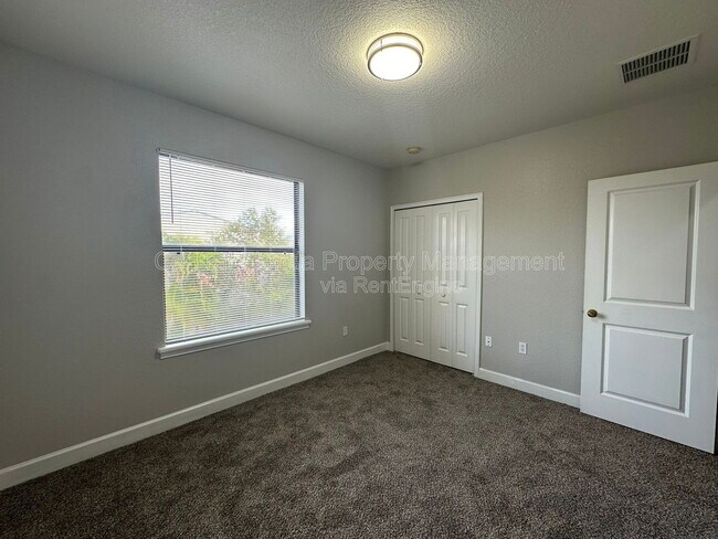 Building Photo - 1213 La Fortuna Blvd