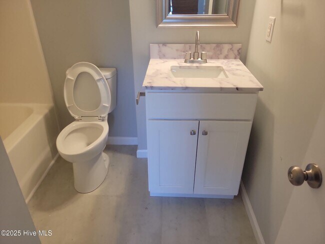 Building Photo - 1139 Brownlea Dr