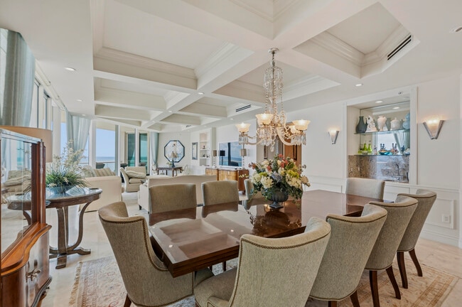 Building Photo - 16051 Collins Ave
