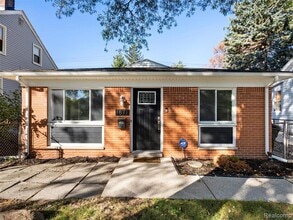 Building Photo - 1871 Almont St