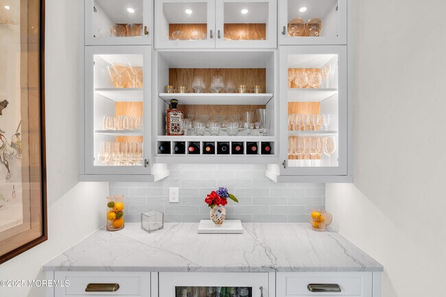 Building Photo - 1612 Ocean Ave N