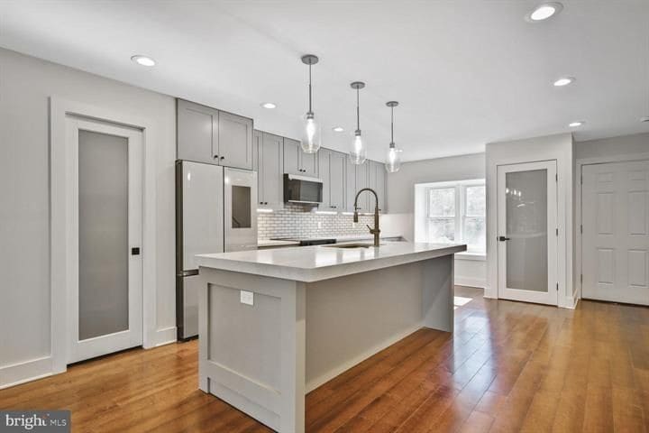 Building Photo - 10222 Arizona Cir