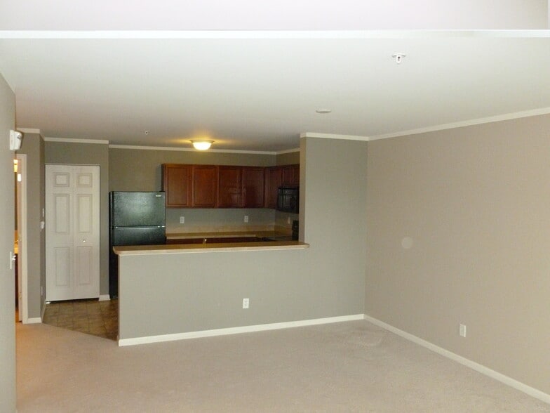 Building Photo - 236 Bertram Dr