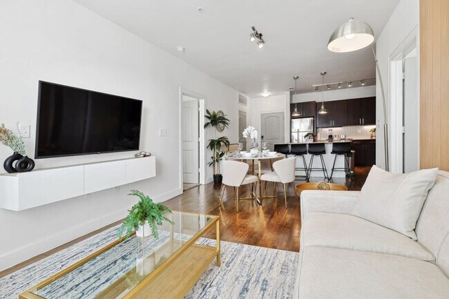 Building Photo - 5445 Town and Country Blvd