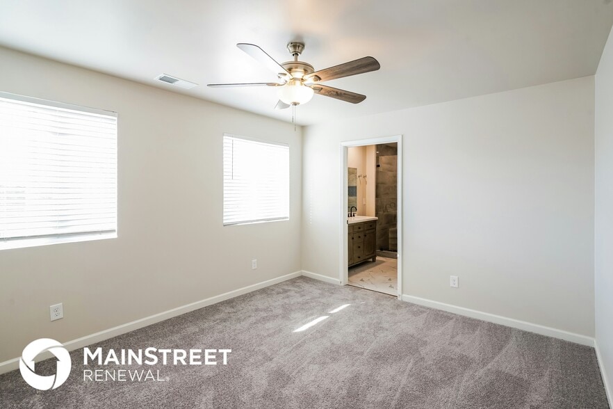 Building Photo - 1080 Pepper Stone Dr