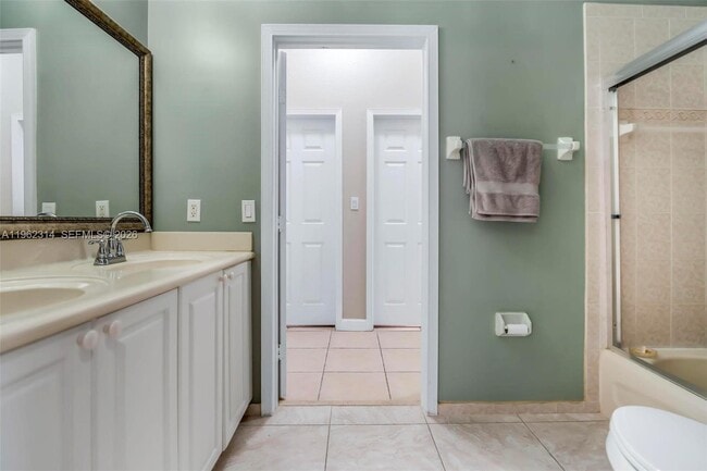 Building Photo - 13124 SW 54th Ct