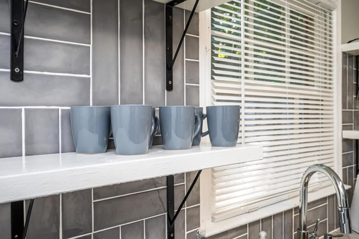 Building Photo - 1277 Sweet Pine Dr