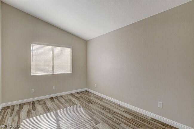 Building Photo - 1331 Frost Flower Dr
