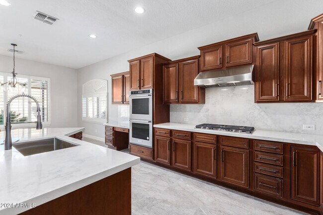 Building Photo - 12374 S 181st Dr