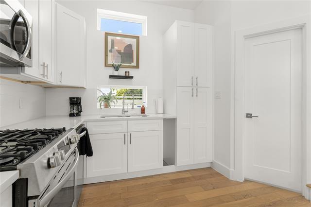 Building Photo - 4223 Delano Pl