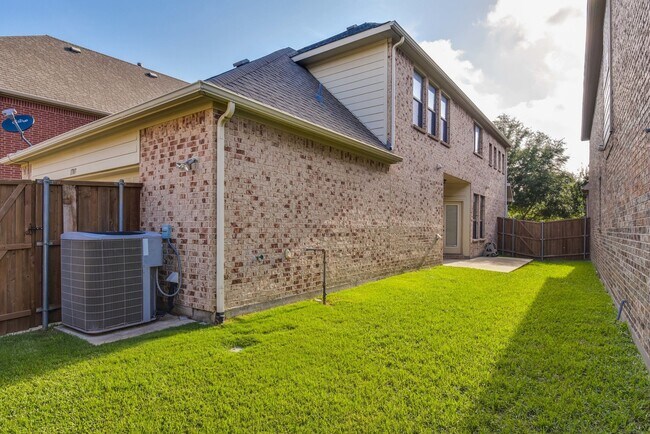Building Photo - NICE 3 BEDROOM PATIO HOME LOCATED IN COTTONWOOD CREEK!