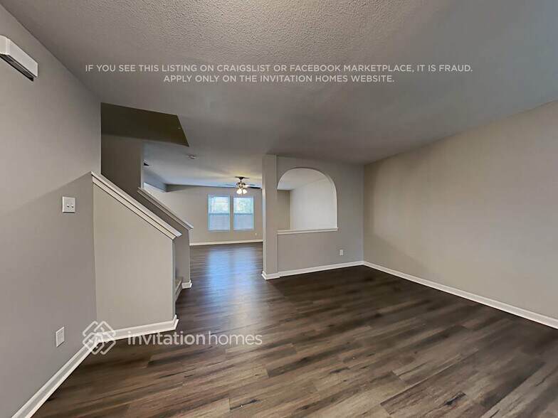 Building Photo - 1722 Bray Dr