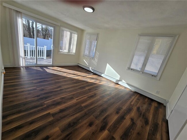 Building Photo - 96 Edgeworth Ave