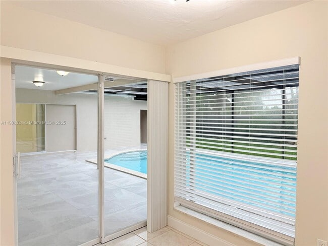 Building Photo - 6708 Camelia Dr