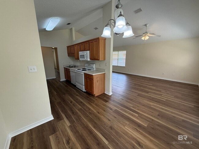 Building Photo - 104 Kemper Ln