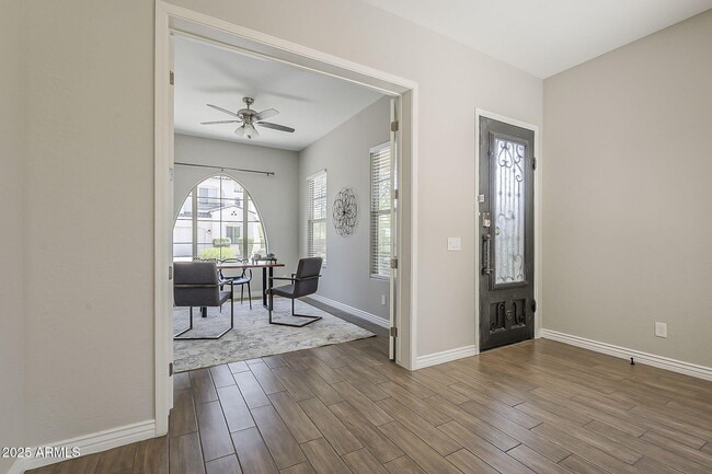 Building Photo - 3310 E Los Gatos Dr