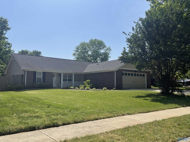 Building Photo - 109 Medicine Bend Dr