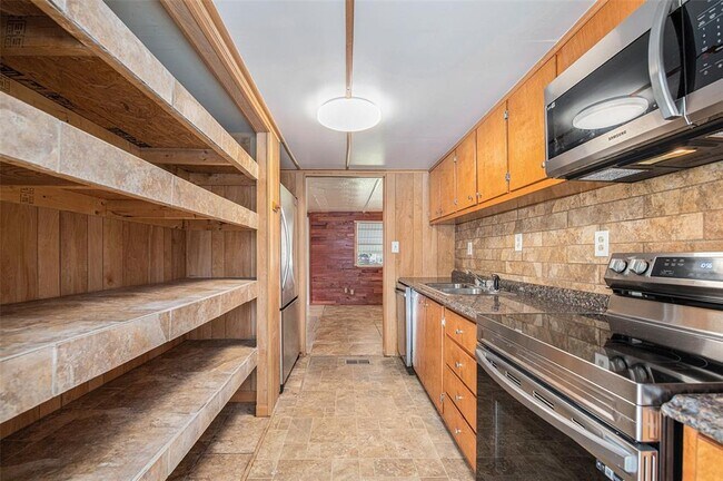 Building Photo - 4654 Ryals Rd