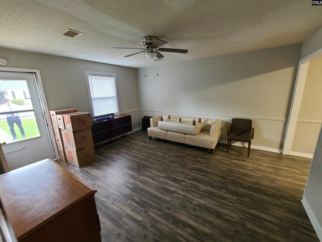 Building Photo - 3900 Persimmon St