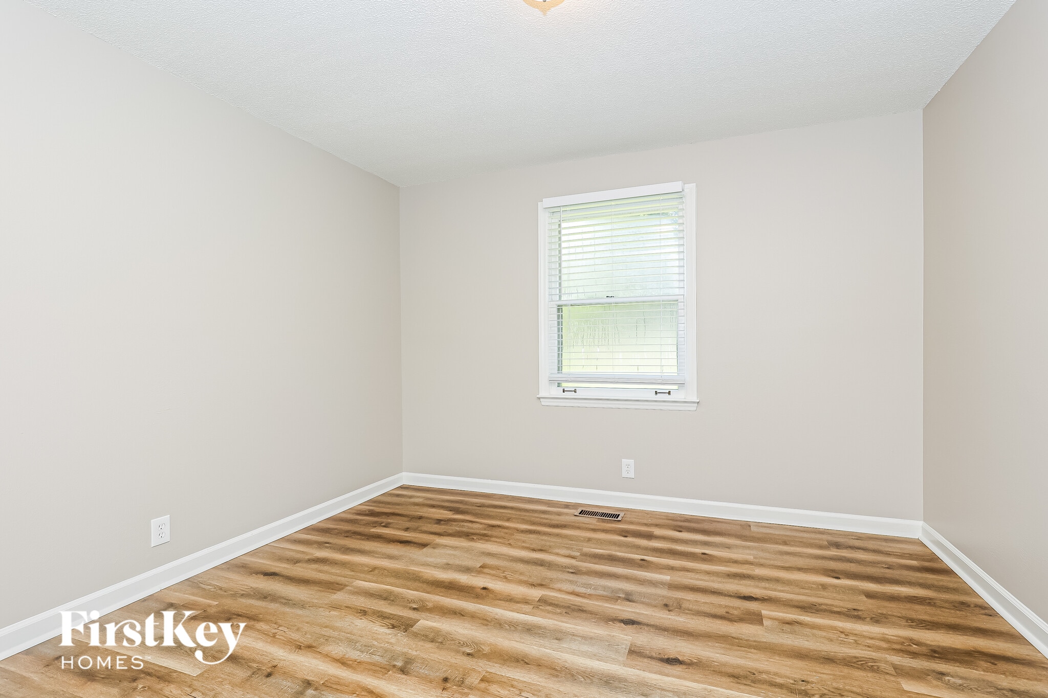 Building Photo - 345 Highfield Dr