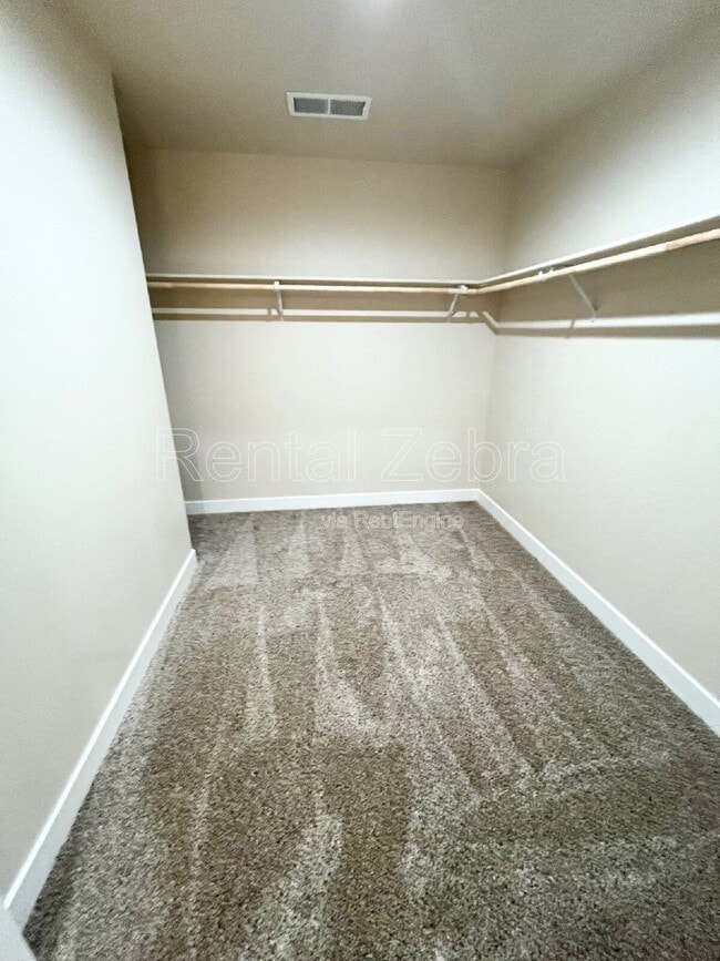 Building Photo - 1396 Rincon Dr