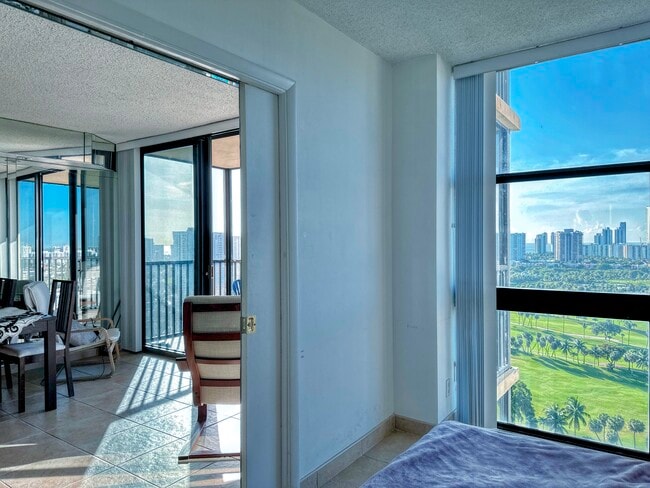 Building Photo - 20335 W Country Club Dr