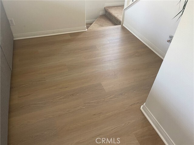 Building Photo - 303 Silk Tree