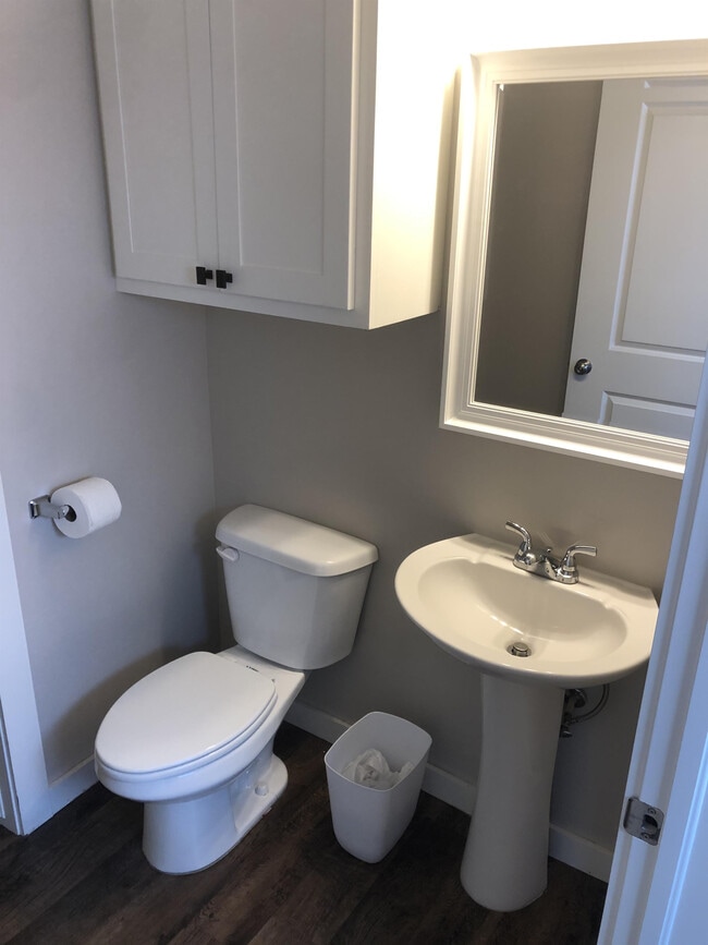 Building Photo - 1225 E Main St