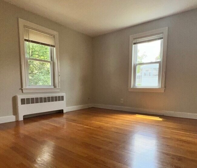 Building Photo - 4 Mangano Ct