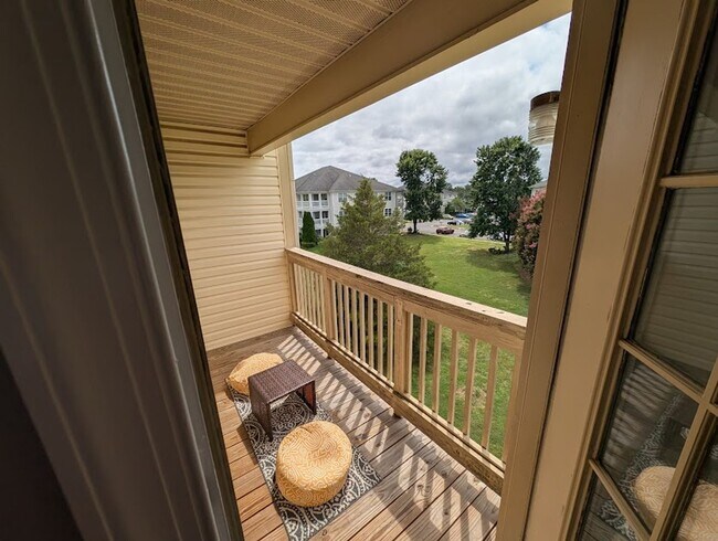 Building Photo - Condo In Manassas 2BR/2BA