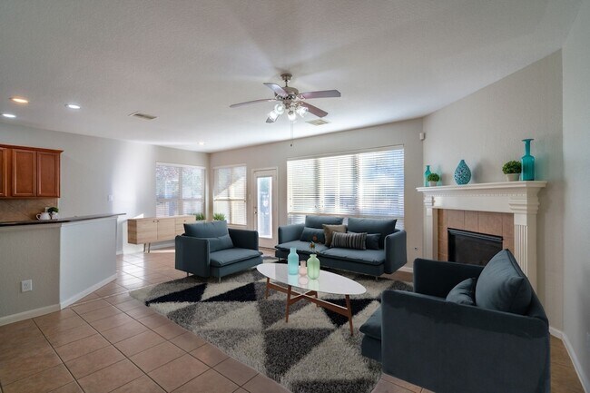 Building Photo - 138 Magnolia Grove Ln