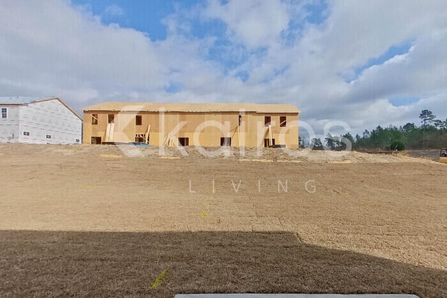 Building Photo - 2241 Banyon Cir