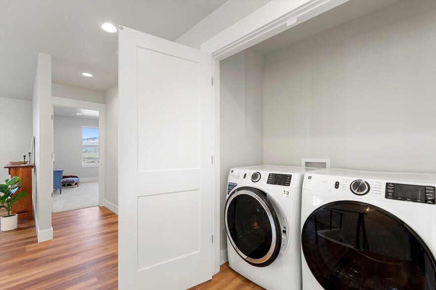 Building Photo - 5309 Remington Dr