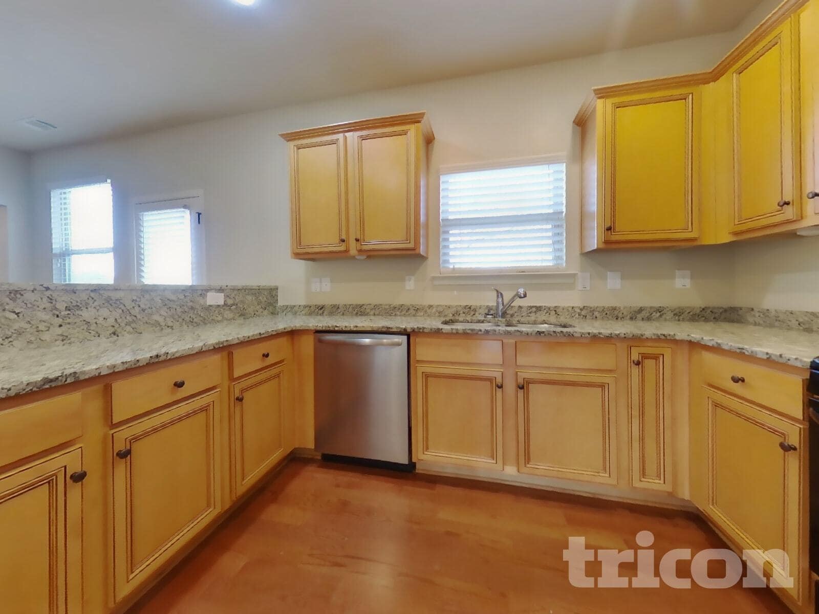 Building Photo - 266 Creek View Ln