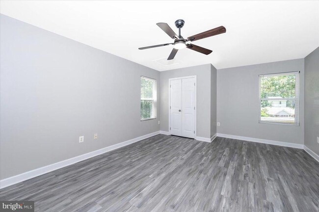 Building Photo - 12284 Bandera Ln