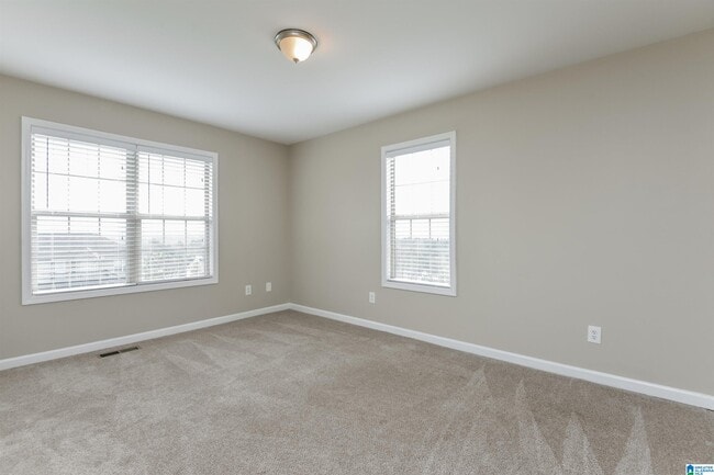 Building Photo - 650650 Starlite Dr