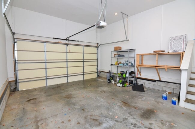 Building Photo - 1619 7th Ave N