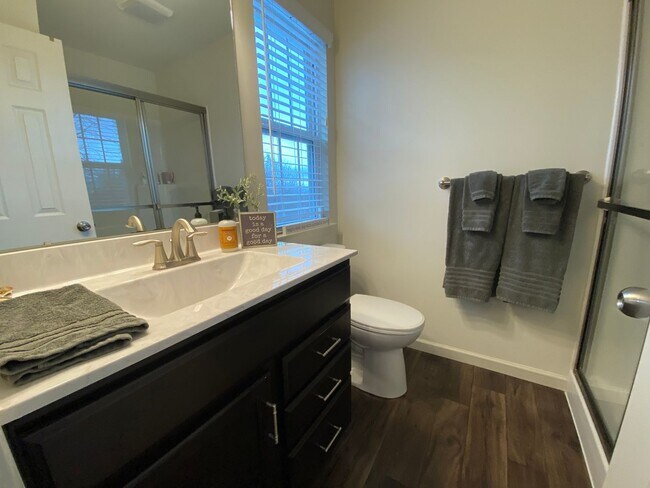 Building Photo - Beautiful 3 Bedroom, 2.5 Bathroom Home in Boalsburg, PA