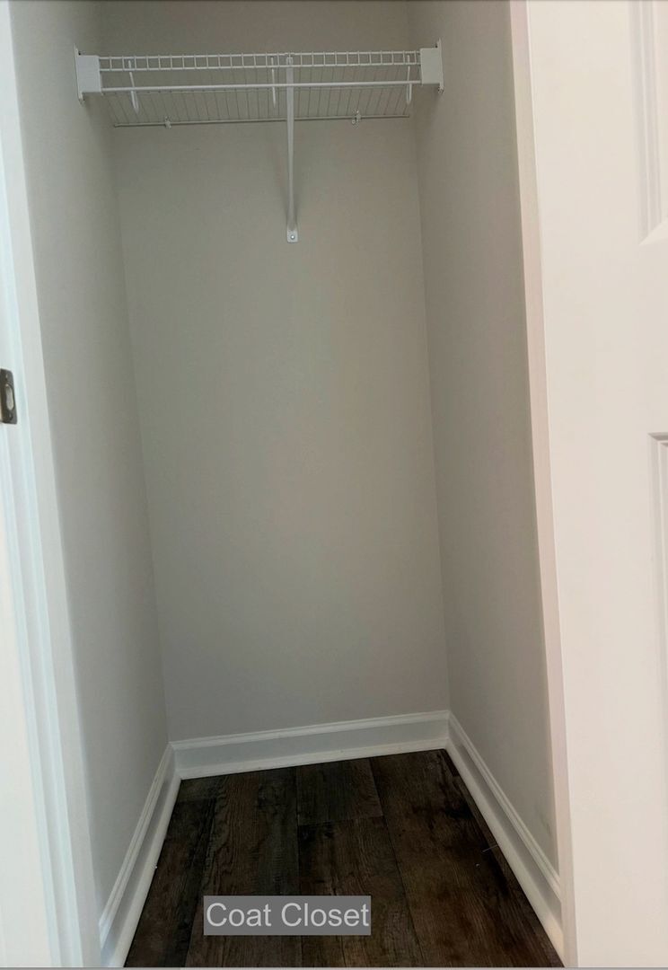 Building Photo - 313 Cherry Laurel Dr