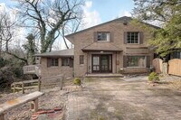 Building Photo - 2737-2737 Charing Rd