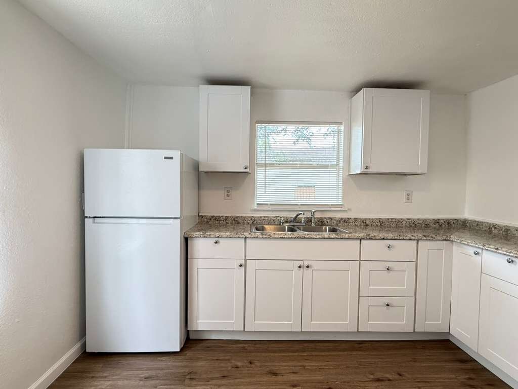 Building Photo - 2311 Potosi St