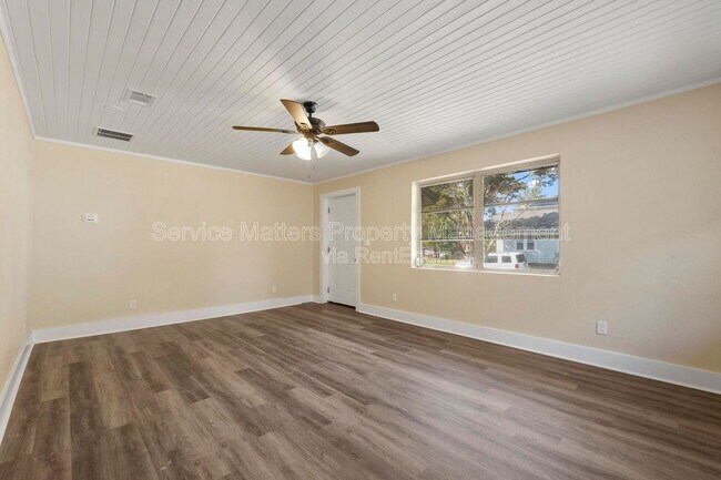 Building Photo - 1922 W Gregory St