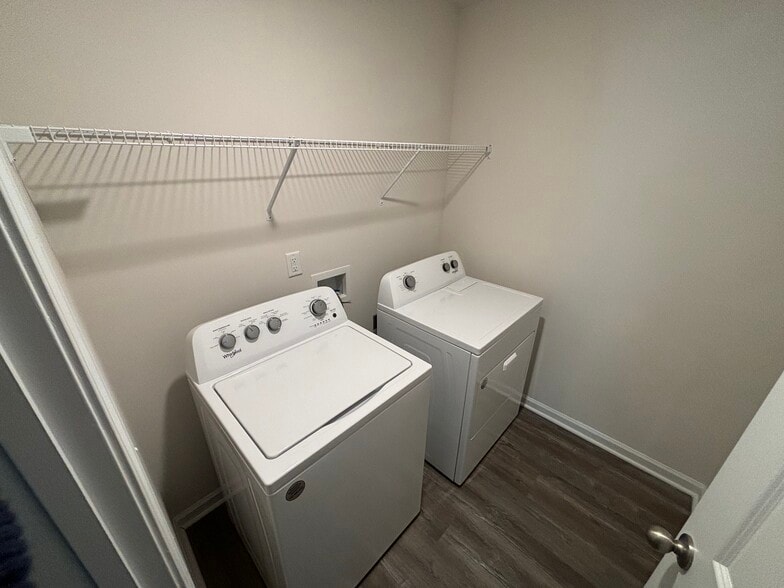 Washer/Dryer - 2754 Sherrills Stream Dr