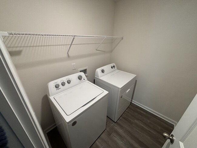 Washer/Dryer - 2754 Sherrills Stream Dr