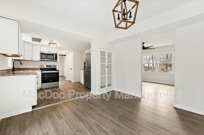 Building Photo - 38 Ocala Ln