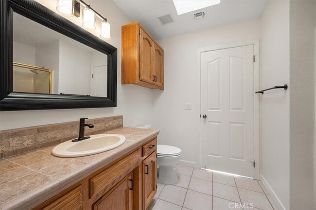 Building Photo - 836 Casals Dr